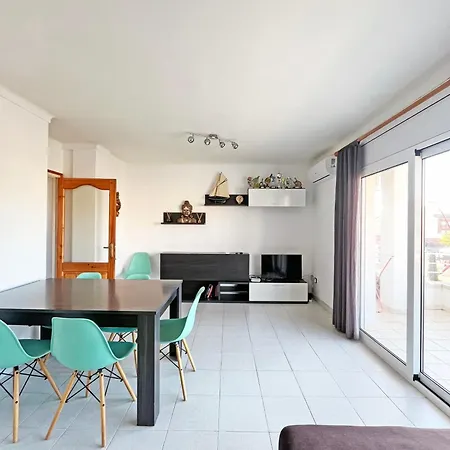 Apartamento De 3 Habitaciones En El Centro L'Escala Exterior photo